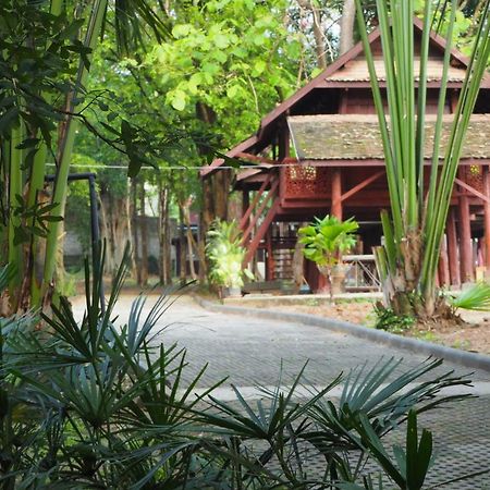 Insight Hostel Chiang Mai Exterior photo